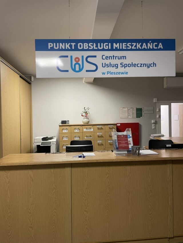 Nowe logo Centrum Usług Społecznych w Pleszewie.